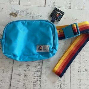 Aldi Crossbody Bag & Quarter Holder